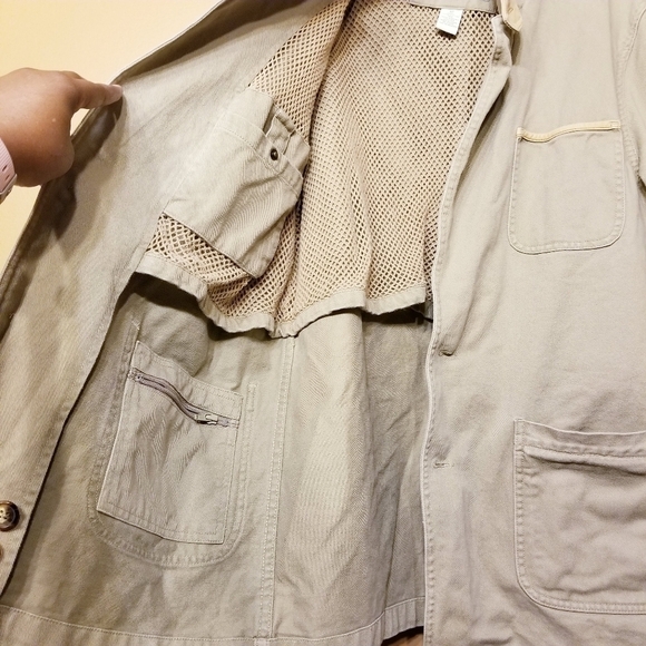 Orvis | Men's Vintage Gambezi Twill Safari Jacket w/ Elbow Patches (Size 42) - Picture 6 of 15